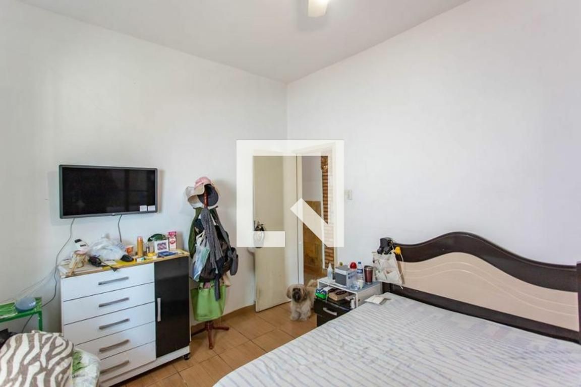 Casa com 5 quartos — Planalto, Belo Horizonte