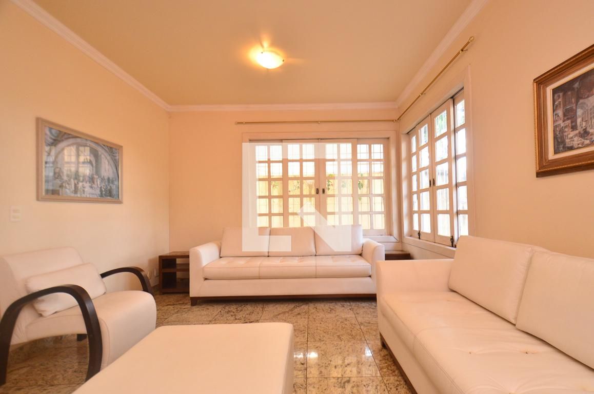 Casa com 8 quartos — Pampulha, Belo Horizonte