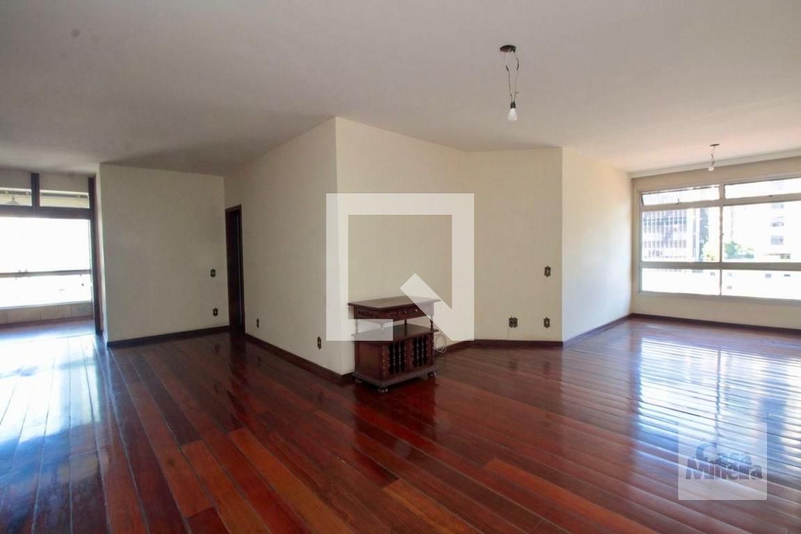 Apartamento com 4 quartos — Funcionários, Belo Horizonte