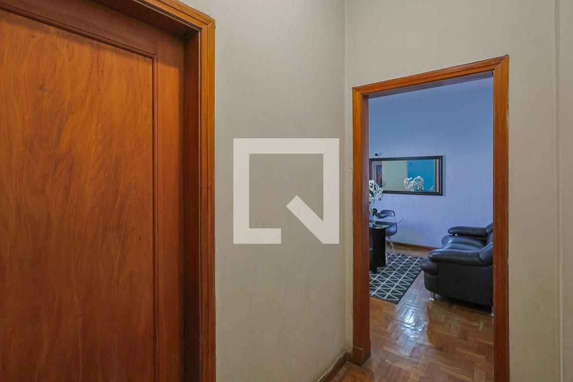 Apartamento com 3 quartos — Centro, Belo Horizonte
