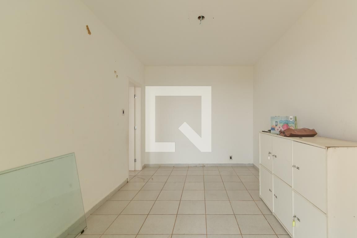 Casa com 2 quartos — Novo Glória, Belo Horizonte