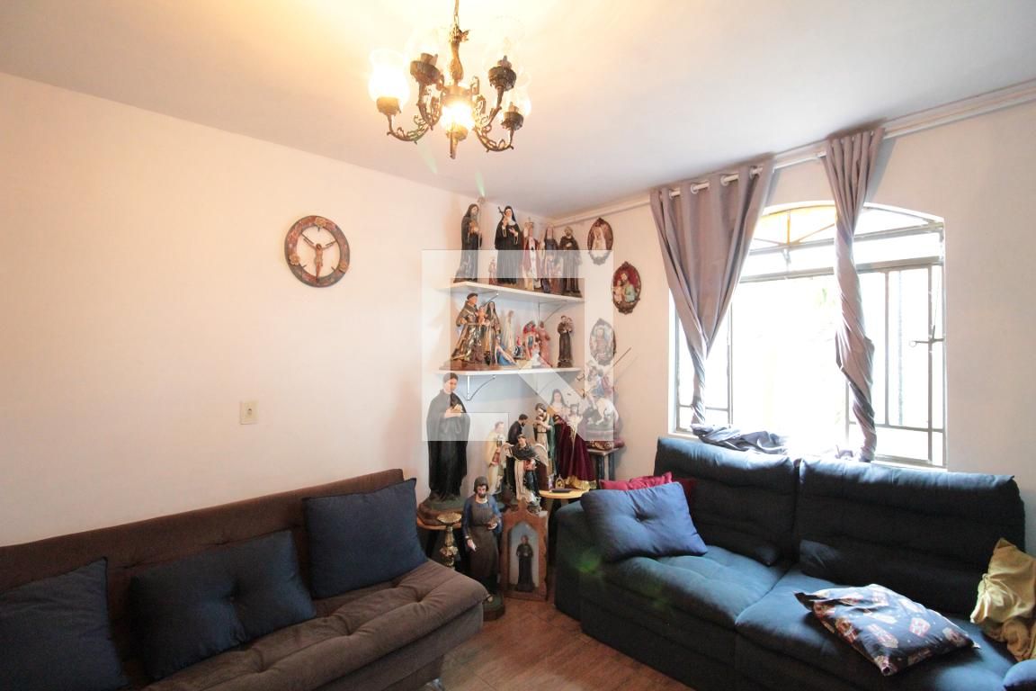 Casa com 3 quartos — Serrano, Belo Horizonte