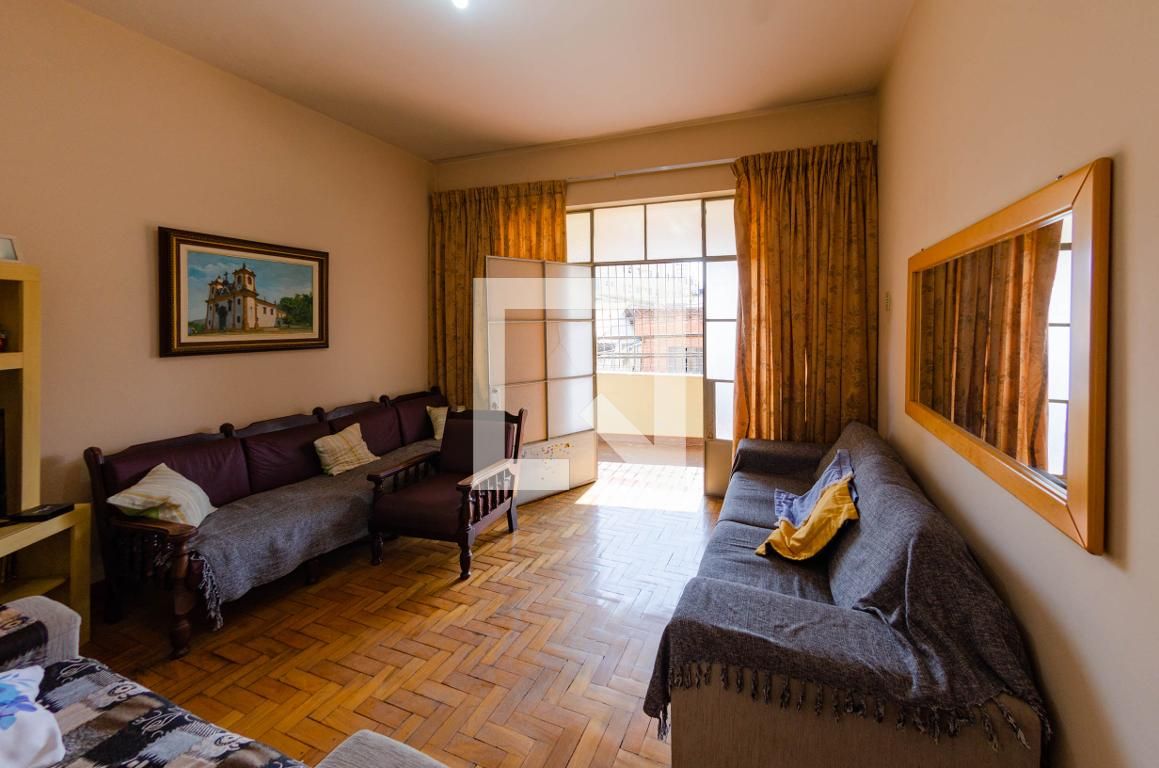 Casa com 3 quartos — Calafate, Belo Horizonte