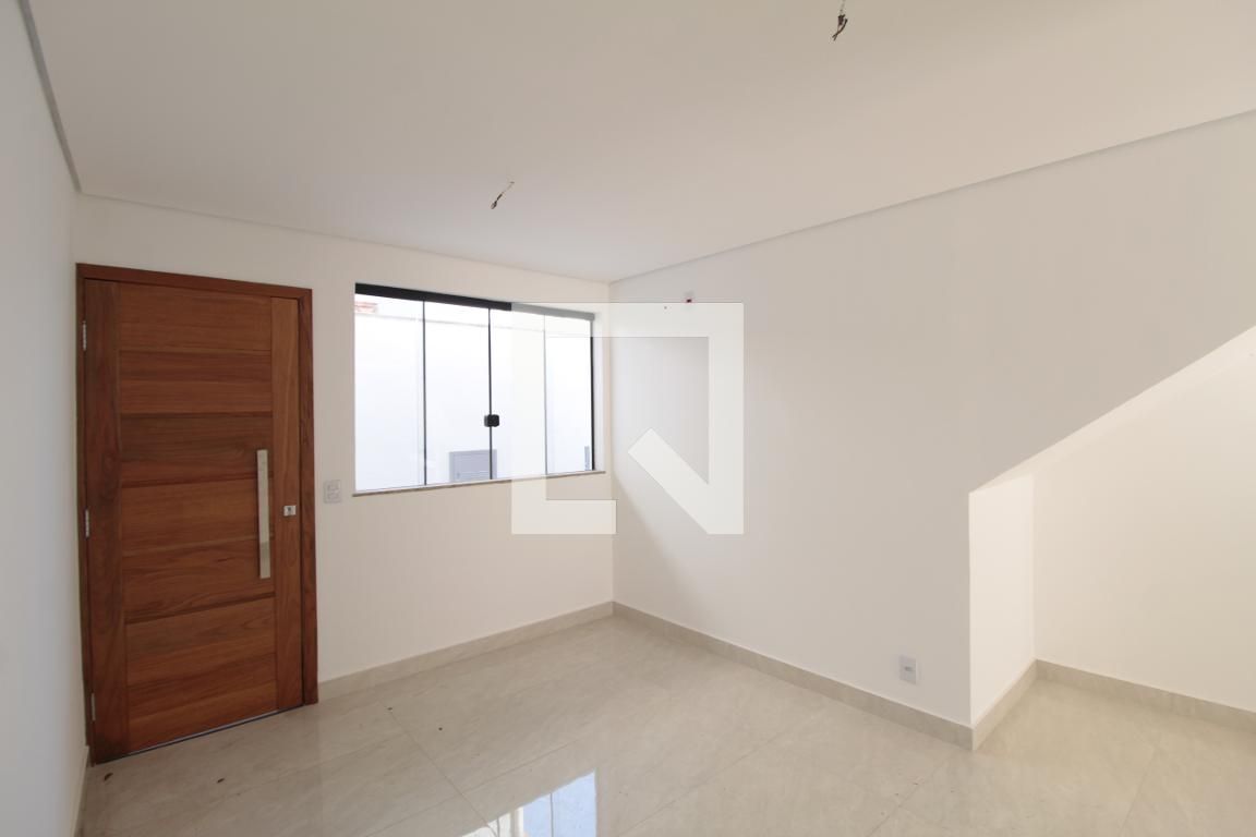 Apartamento com 3 quartos — Copacabana, Belo Horizonte
