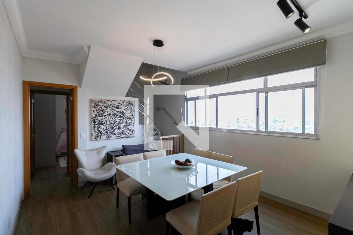 Apartamento com 3 quartos — Carlos Prates, Belo Horizonte