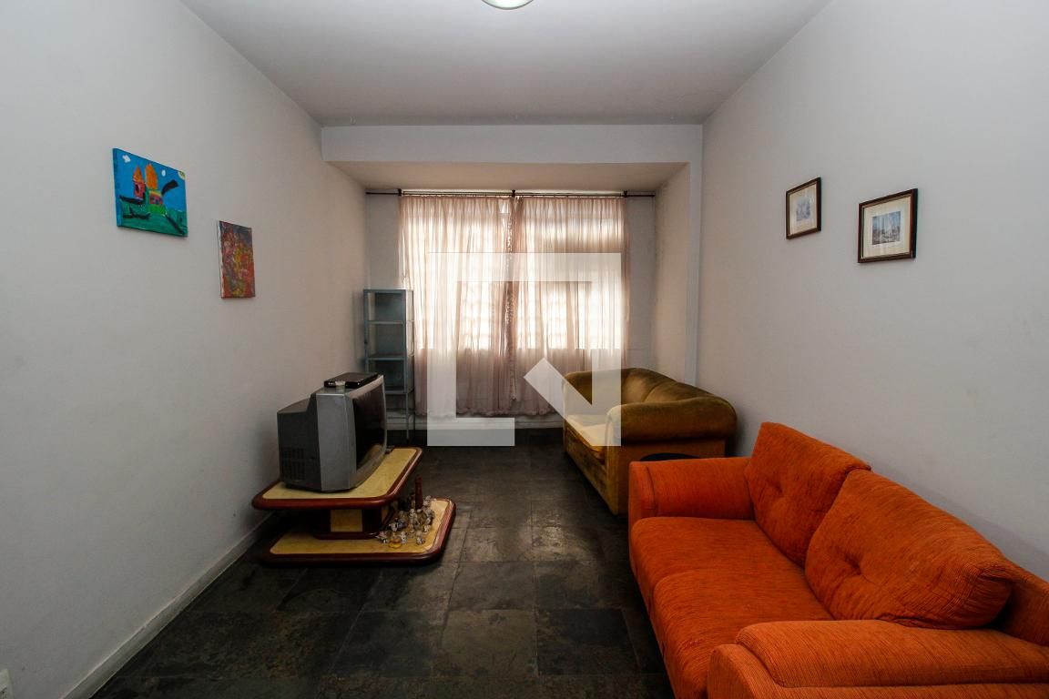 Casa com 4 quartos — Carlos Prates, Belo Horizonte