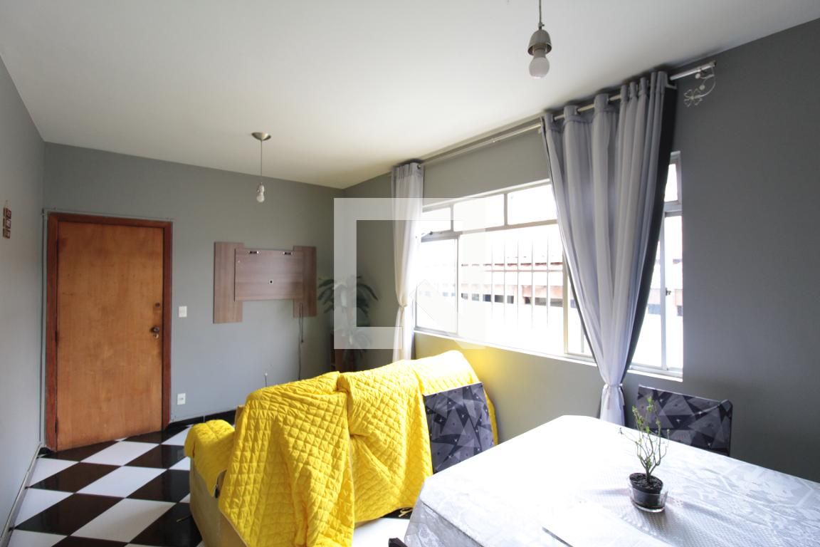 Apartamento com 3 quartos — Copacabana, Belo Horizonte