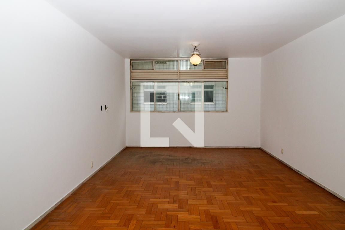 Apartamento com 4 quartos — Santo Antônio, Belo Horizonte