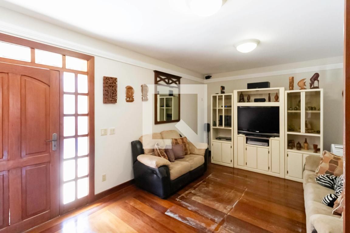 Casa em condomínio com 4 quartos — Planalto, Belo Horizonte