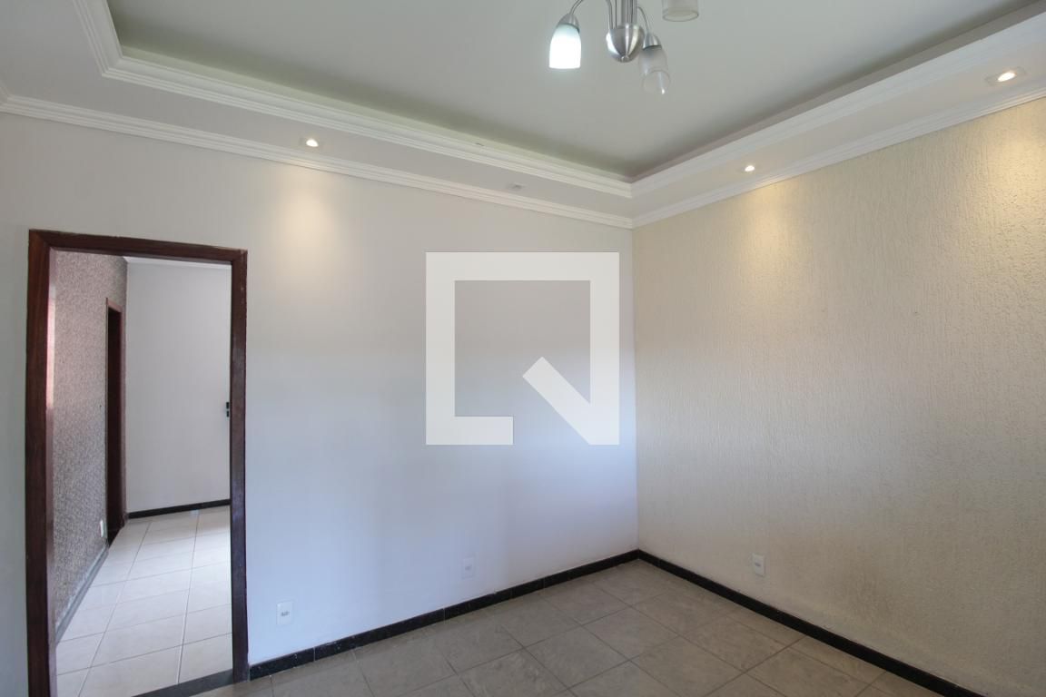 Casa com 3 quartos — Céu Azul, Belo Horizonte