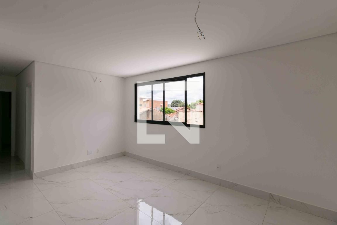Apartamento com 3 quartos — Planalto, Belo Horizonte