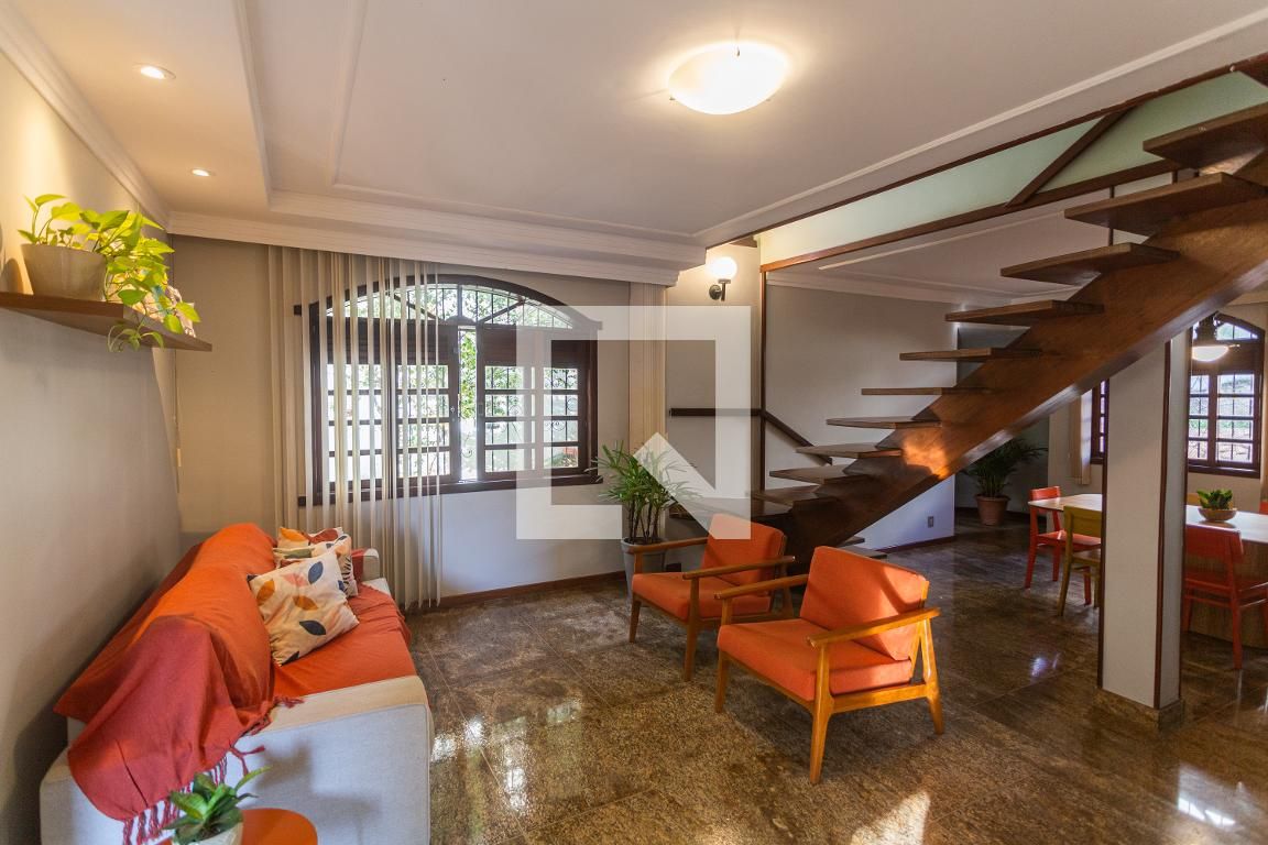 Casa com 4 quartos — Fernão Dias, Belo Horizonte