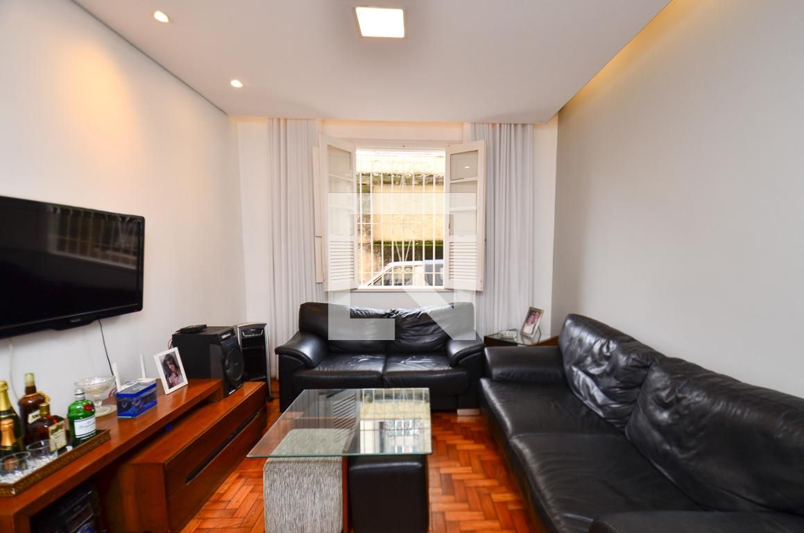 Apartamento com 2 quartos — Santa Efigênia, Belo Horizonte