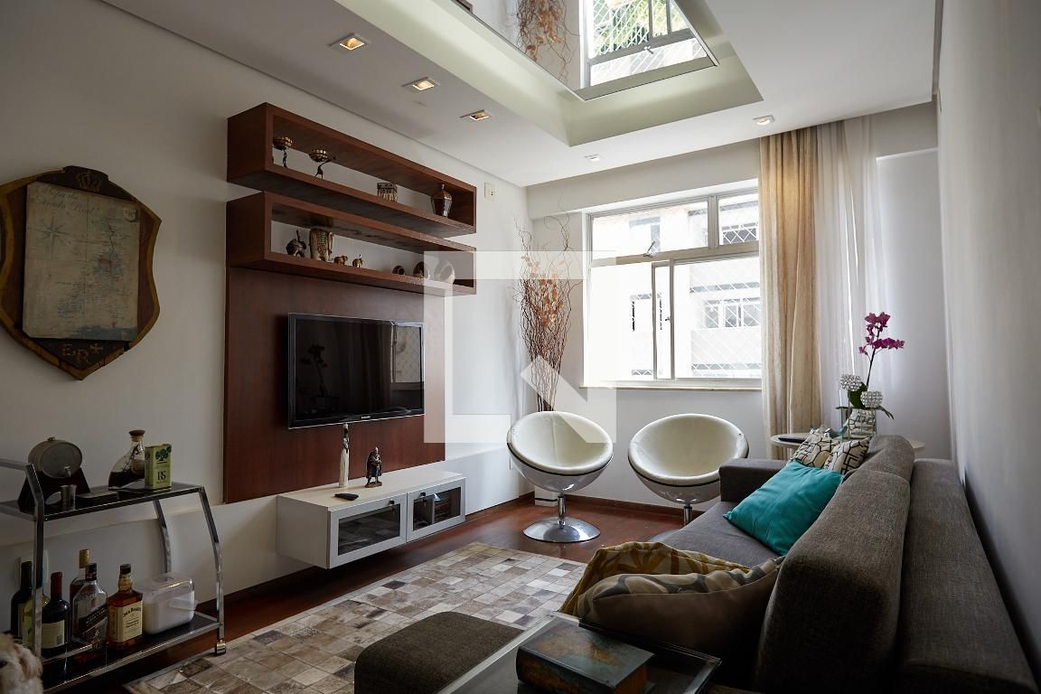 Apartamento com 3 quartos — Santo Antônio, Belo Horizonte