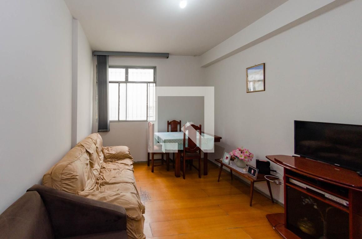 Apartamento com 3 quartos — Carlos Prates, Belo Horizonte