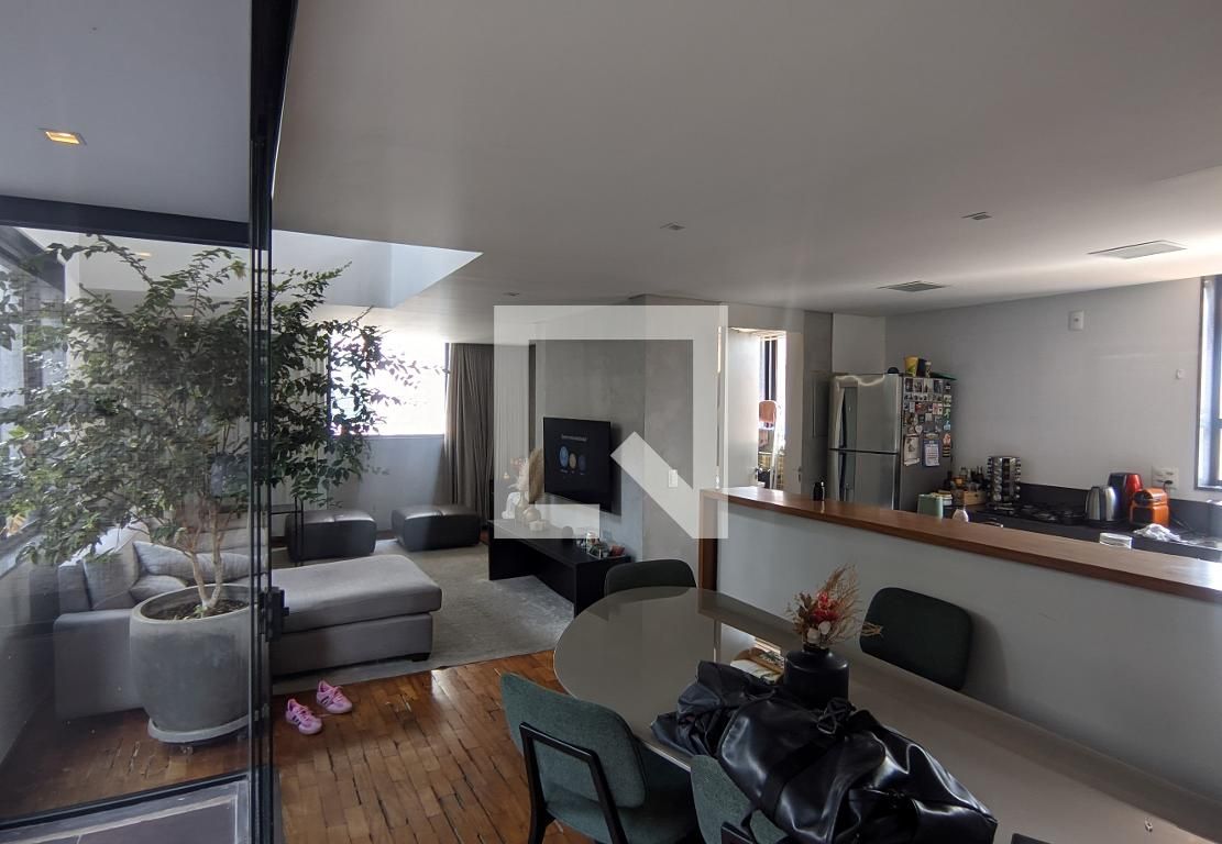 Apartamento com 2 quartos — Santo Antônio, Belo Horizonte