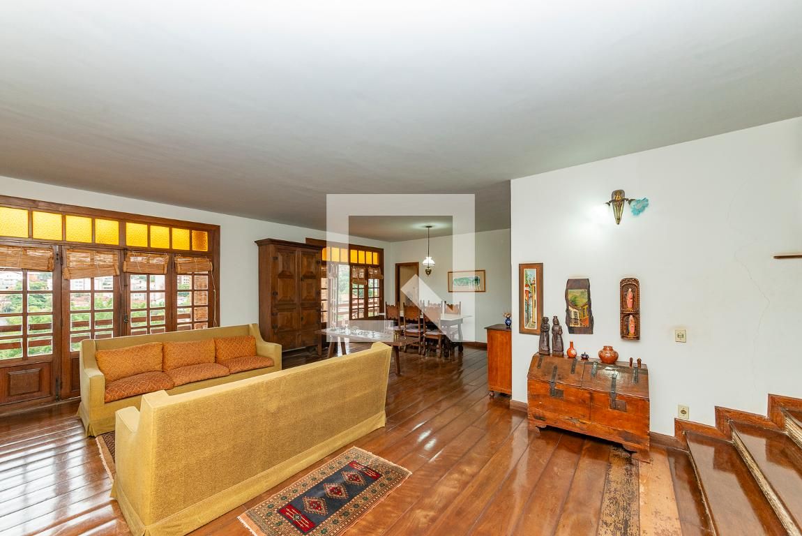 Casa com 4 quartos — São Bento, Belo Horizonte