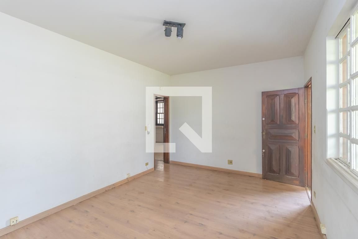 Casa com 3 quartos — Cidade Nova, Belo Horizonte