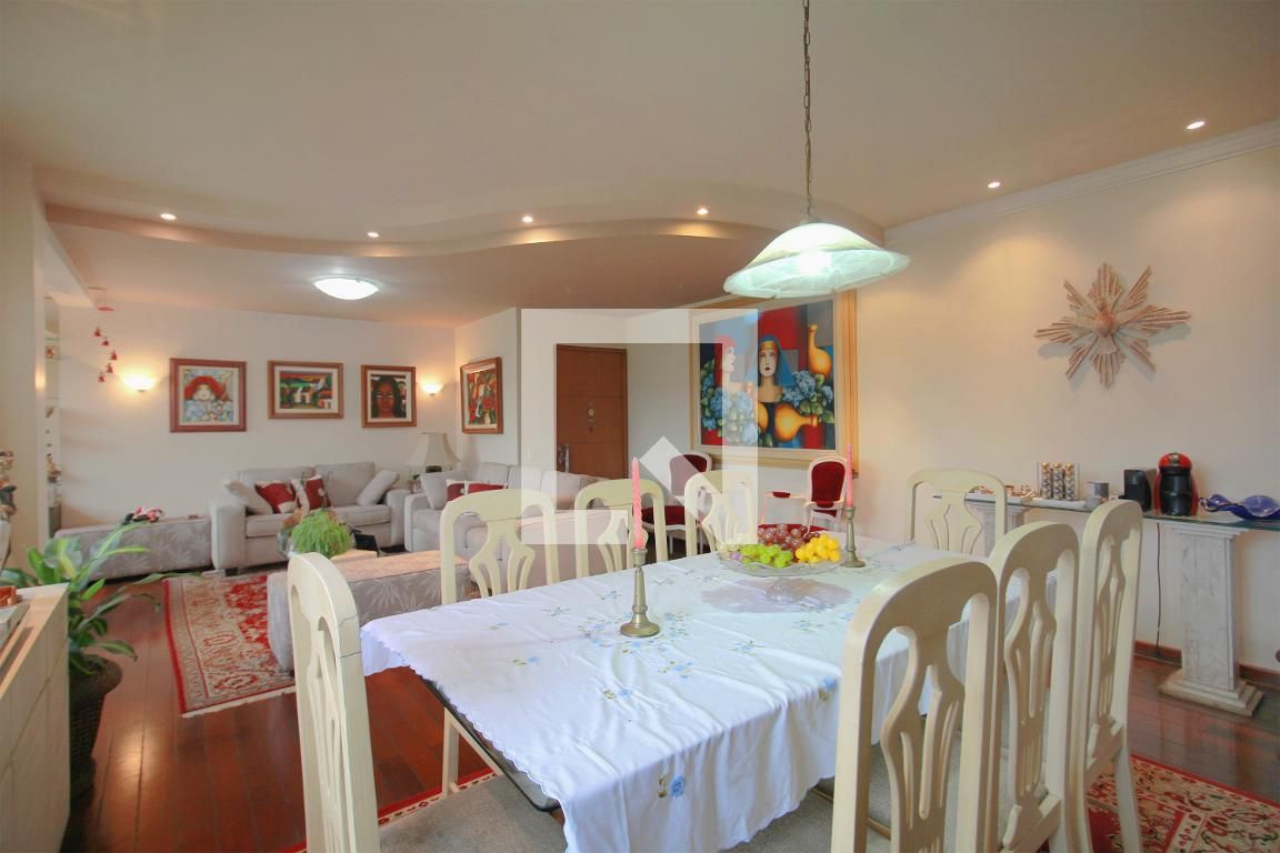 Apartamento com 3 quartos — Santo Antônio, Belo Horizonte
