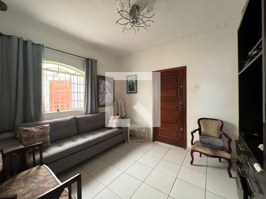 Casa com 4 quartos — Serra, Belo Horizonte