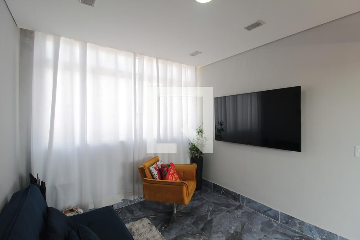 Apartamento com 3 quartos — São João Batista, Belo Horizonte