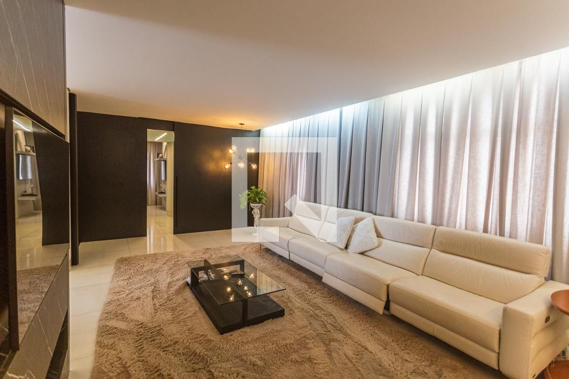 Apartamento com 2 quartos — Lourdes, Belo Horizonte