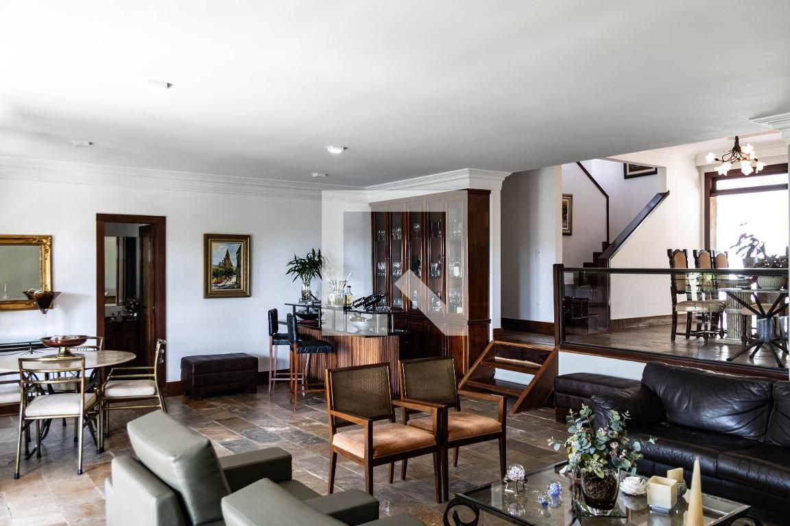 Casa com 4 quartos — São Bento, Belo Horizonte