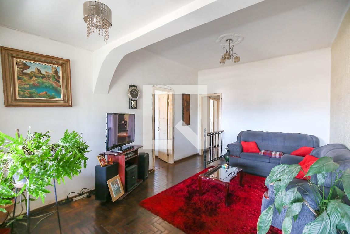 Casa com 3 quartos — Carlos Prates, Belo Horizonte