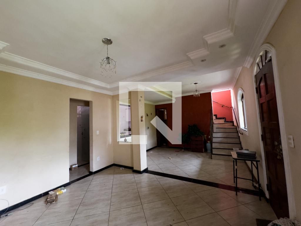 Casa com 4 quartos — Trevo, Belo Horizonte