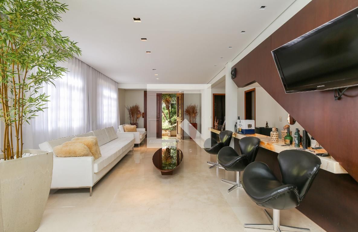 Casa com 4 quartos — Estoril, Belo Horizonte