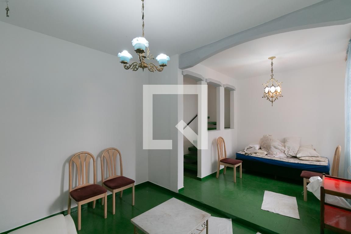 Casa com 4 quartos — Ouro Preto, Belo Horizonte