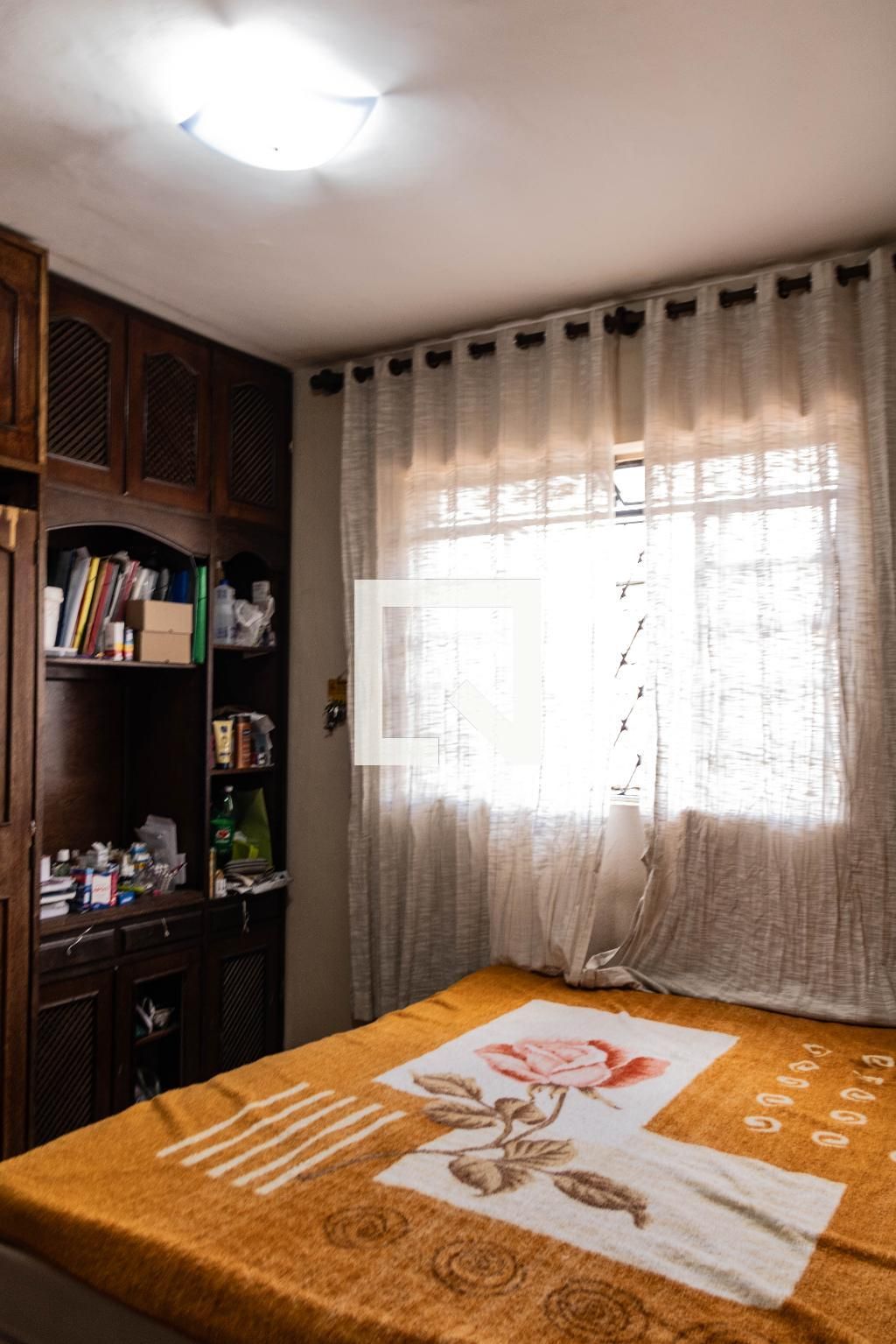 Casa com 8 quartos — Bonfim, Belo Horizonte