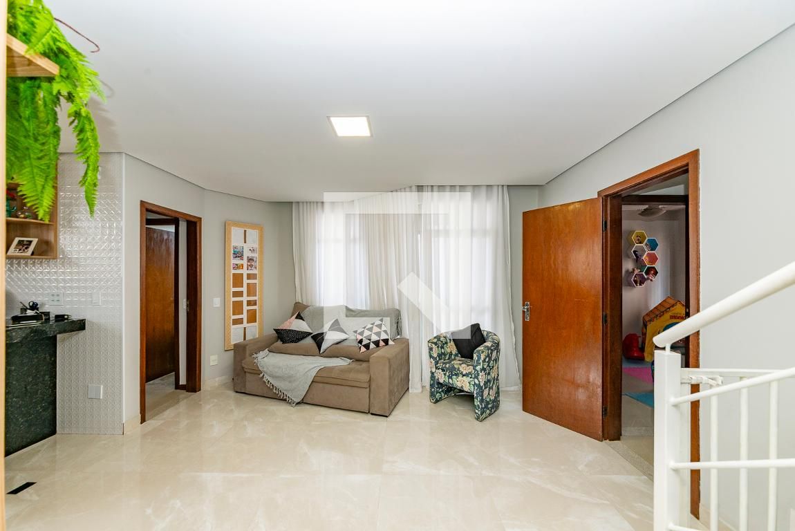Apartamento com 3 quartos — Padre Eustáquio, Belo Horizonte