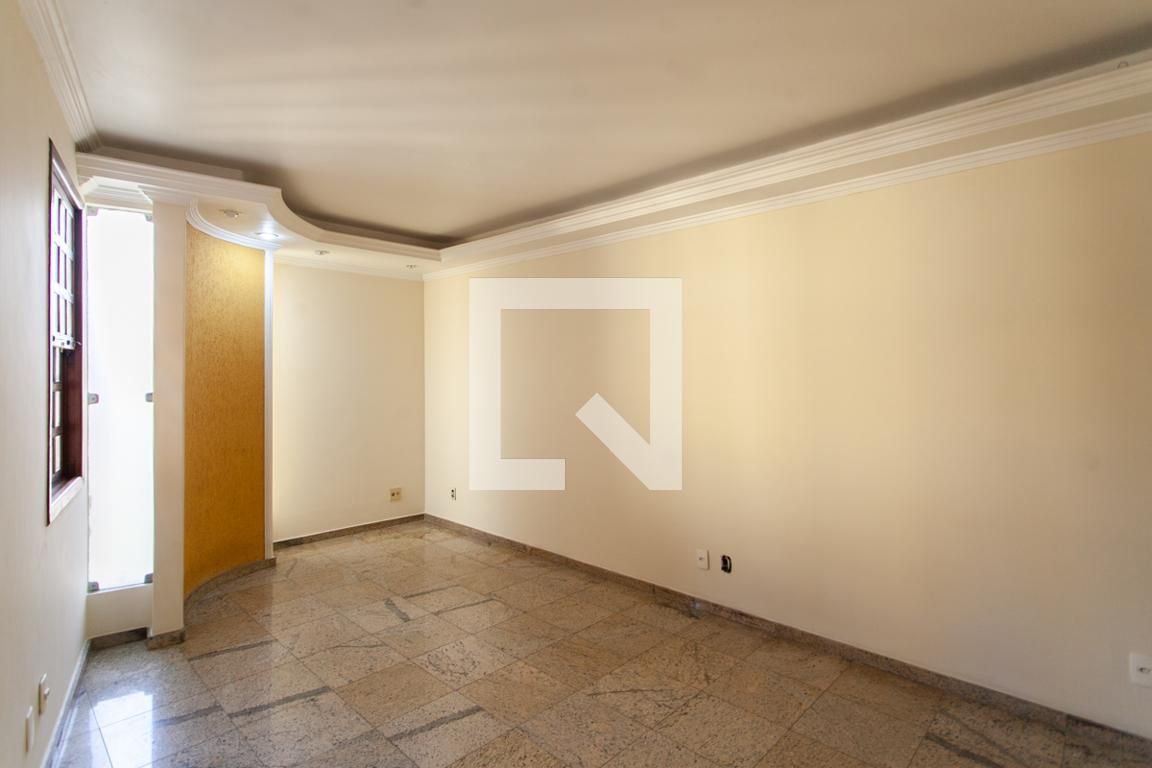 Casa com 4 quartos — Garças, Belo Horizonte