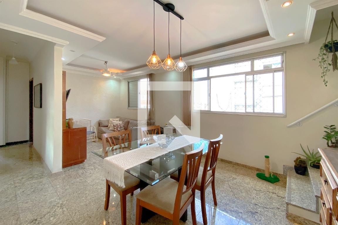 Apartamento com 3 quartos — Sagrada Família, Belo Horizonte