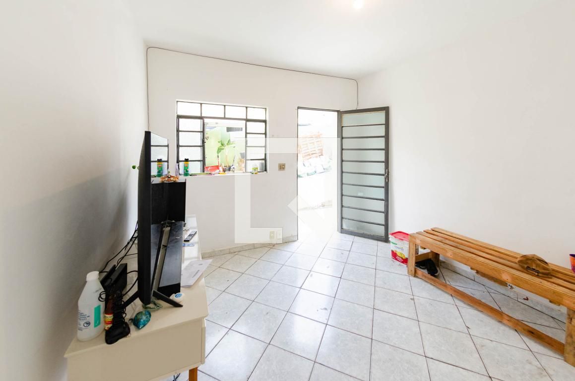 Casa com 3 quartos — Carlos Prates, Belo Horizonte
