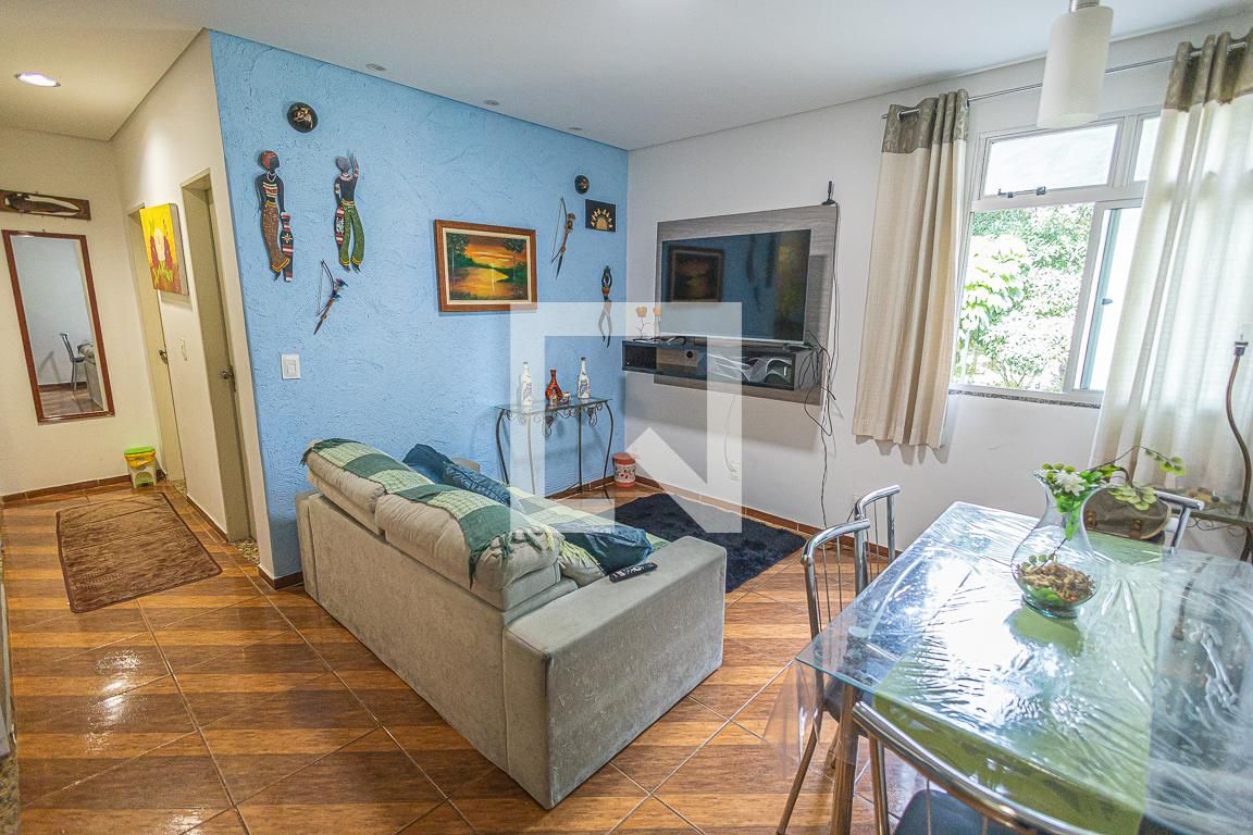 Apartamento com 2 quartos — Floramar, Belo Horizonte