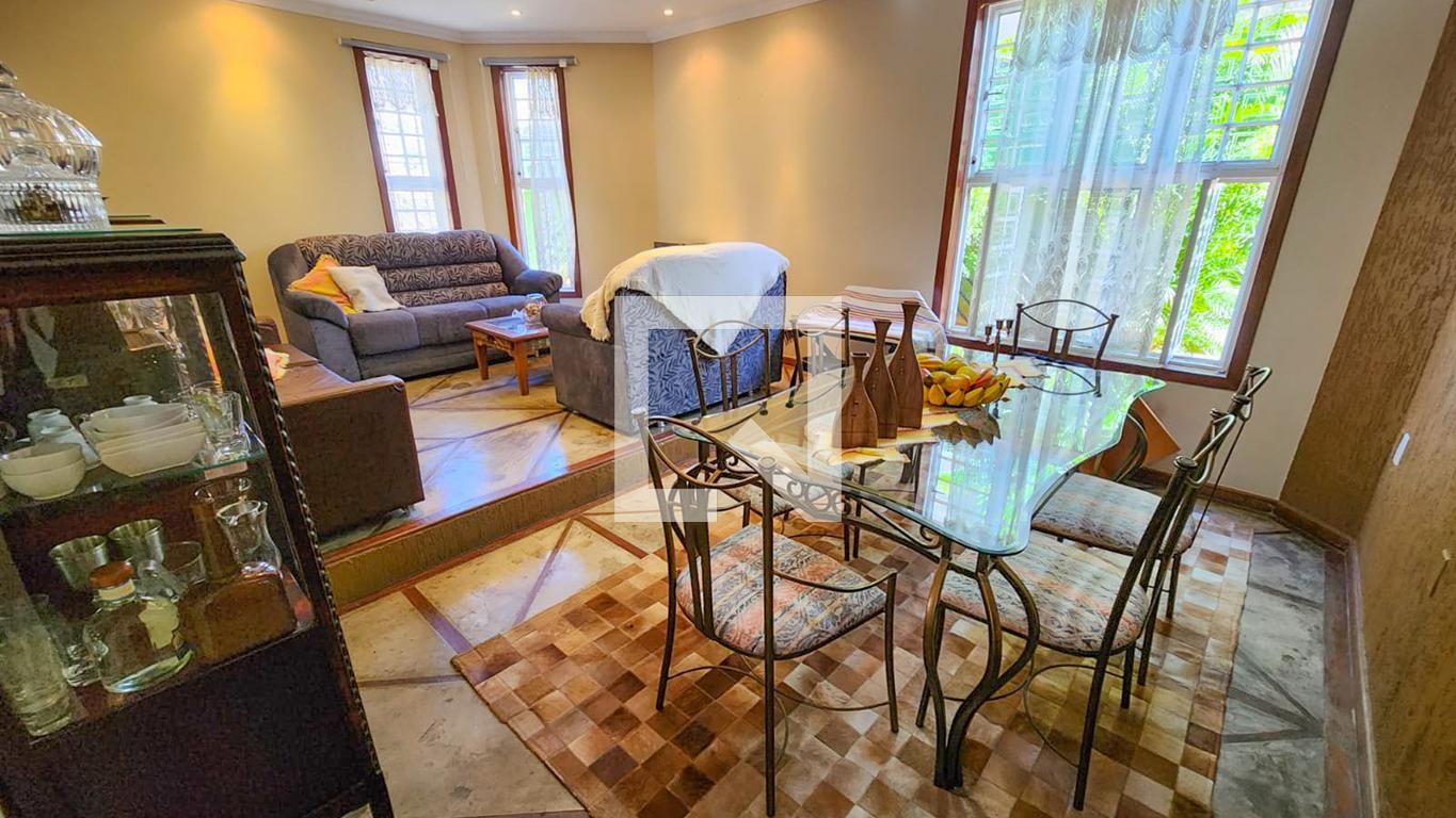 Casa com 4 quartos — Castelo, Belo Horizonte
