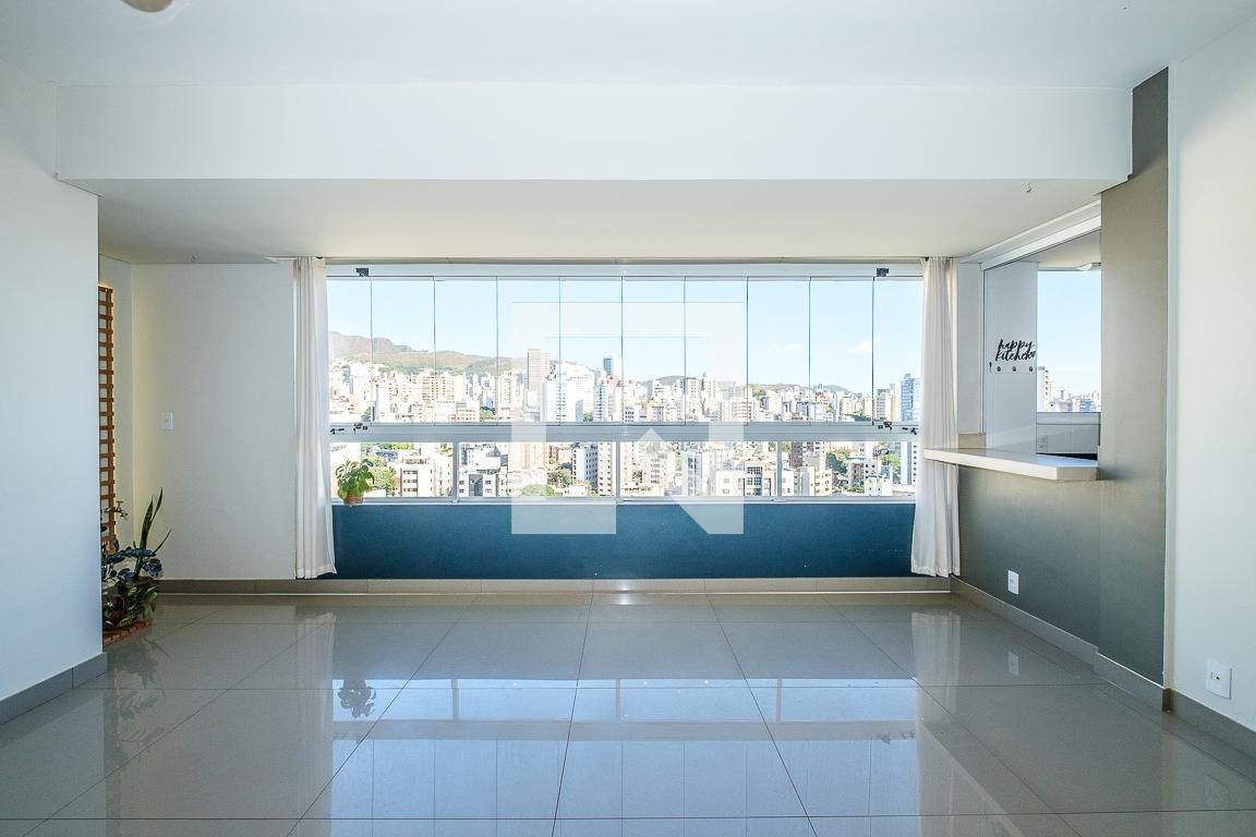 Apartamento com 3 quartos — Serra, Belo Horizonte