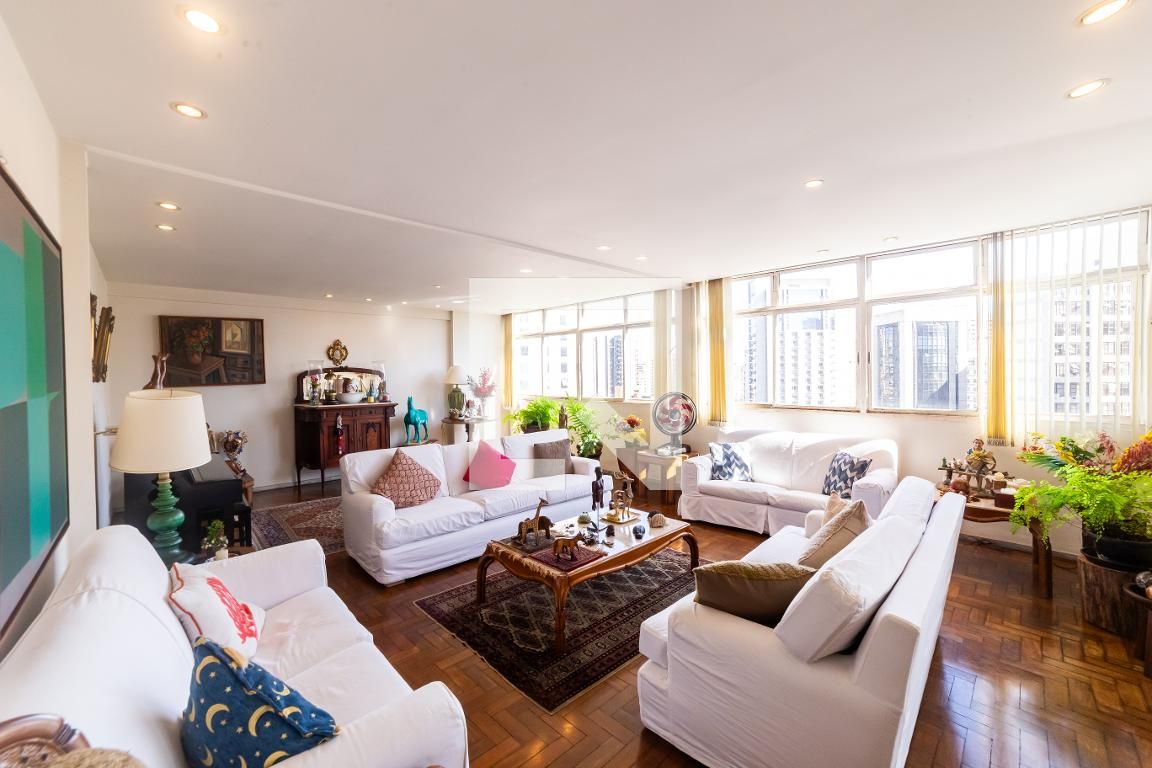 Apartamento com 6 quartos — Funcionários, Belo Horizonte