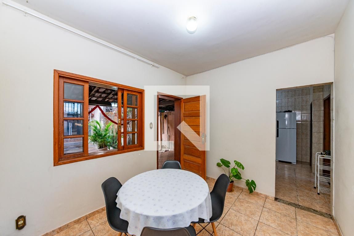 Casa com 3 quartos — Havaí, Belo Horizonte