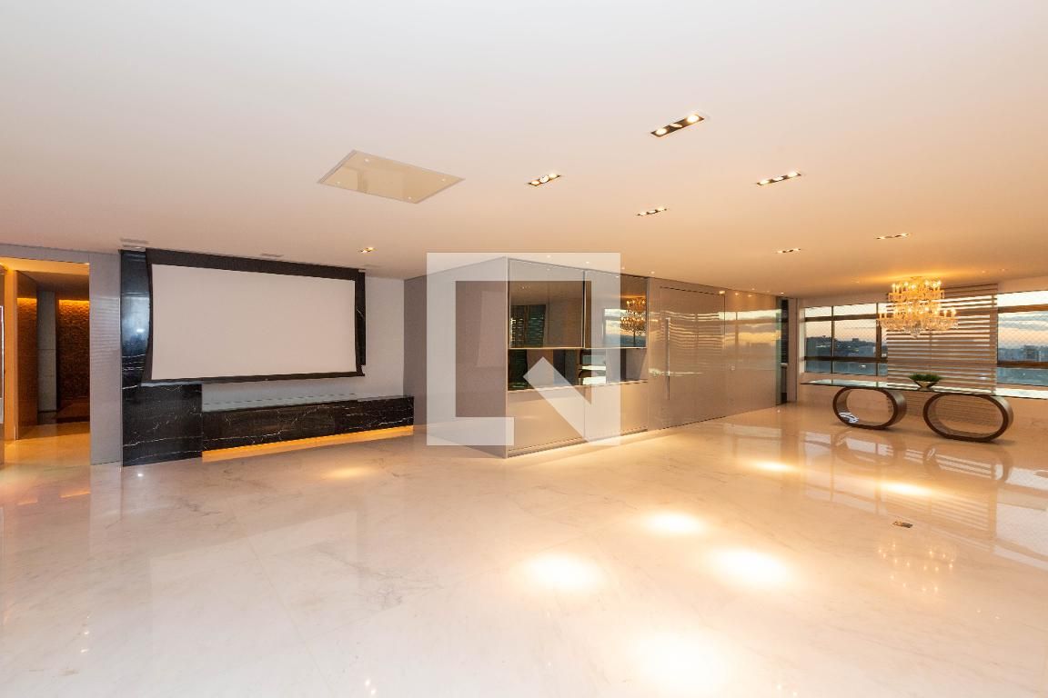 Apartamento com 3 quartos — Santa Lúcia, Belo Horizonte