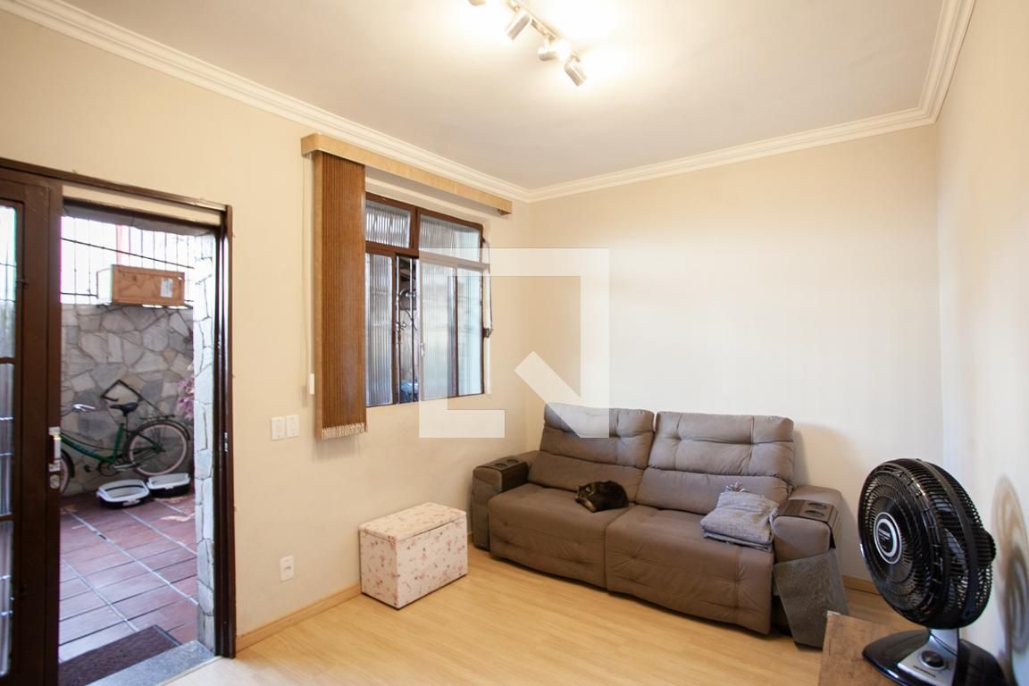 Apartamento com 3 quartos — Calafate, Belo Horizonte