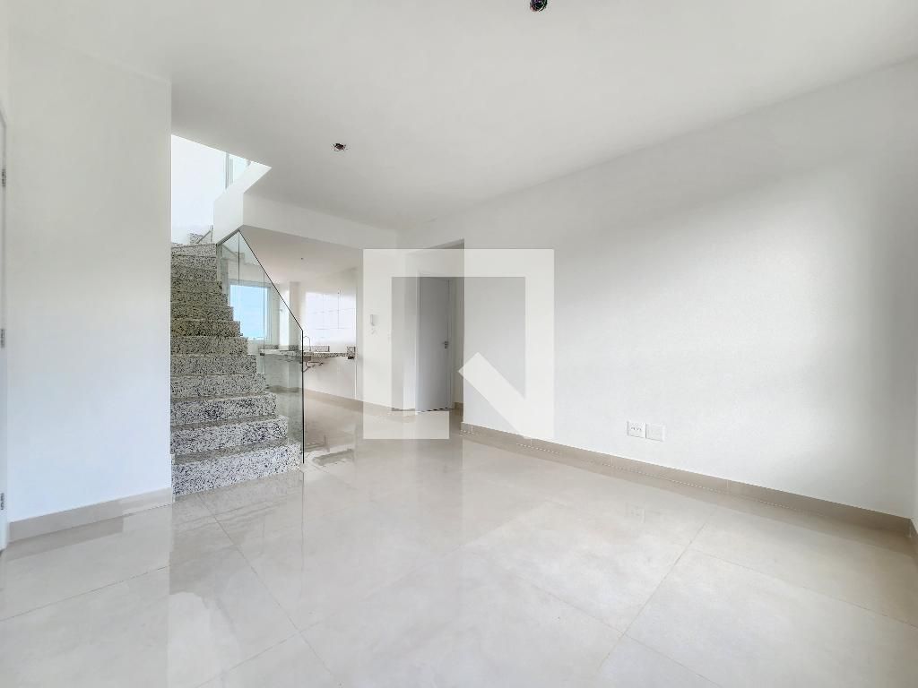 Apartamento com 2 quartos — Santa Efigênia, Belo Horizonte