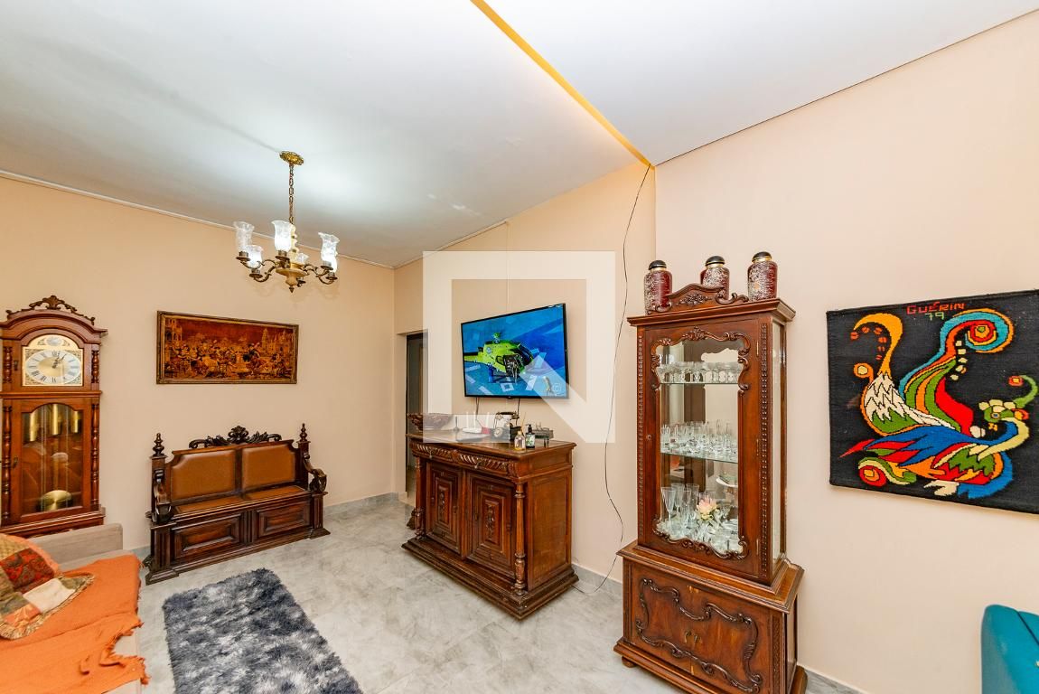 Casa com 3 quartos — Carlos Prates, Belo Horizonte