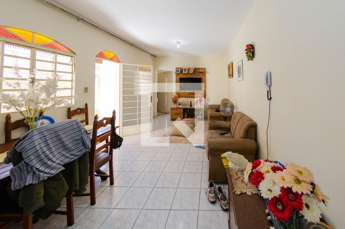 Casa com 2 quartos — Jardim America, Belo Horizonte