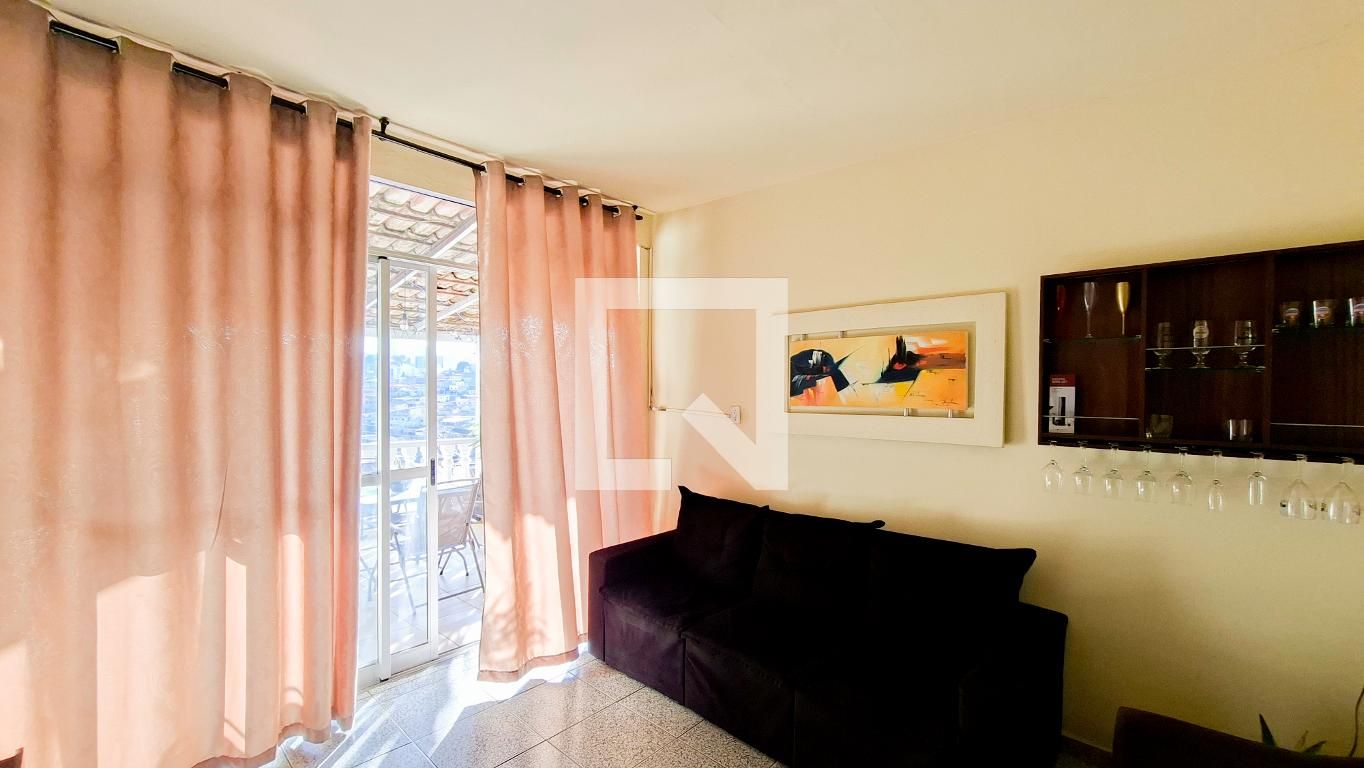 Casa com 3 quartos — Bom Jesus, Belo Horizonte