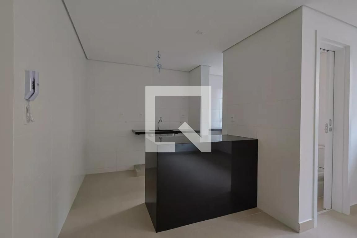 Apartamento com 3 quartos — Prado, Belo Horizonte