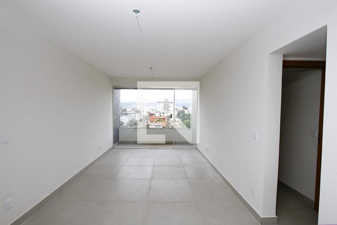 Apartamento com 3 quartos — Padre Eustáquio, Belo Horizonte
