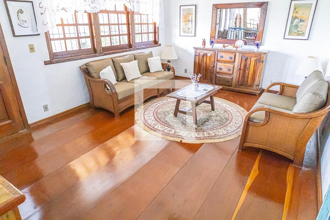 Casa com 4 quartos — Bandeirantes (pampulha), Belo Horizonte